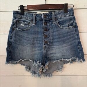 Abercrombie and Fitch High Rise Short Denim  Frayed Shorts in size 0/25 waist